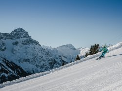 Skifahren vor dem Widderstein