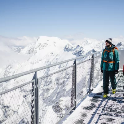 Spaziergang um den Gipfel