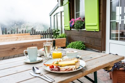 Frühstück auf der Terrasse