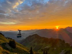 Kabine im Sonnenaufgang