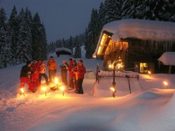Max Hütte im Winter Fakelwanderung