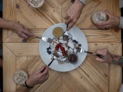 lecker Essen in der Auenhütte