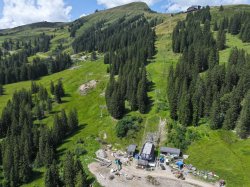 Talstation und Trasse