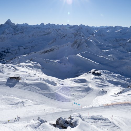 Blick auf das Skigebiet am Nebelhorn