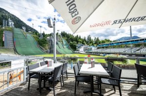 Ausblick von der Terrasse der Erdinger Sportalp