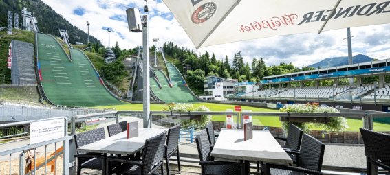 Ausblick von der Terrasse der Erdinger Sportalp