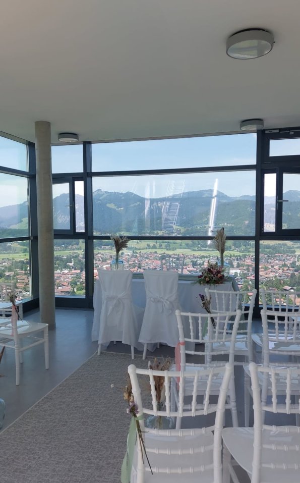 Bild >Trauraum aktuell2