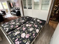 Bett Schlafzimmer 2