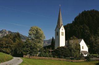 Pfarrkirche Tiefenbach