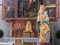 Hochaltar und Schöne Oberstdorferin