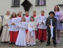 Erstkommunion Schöllang 1904026 Gruppenbild Rybniker