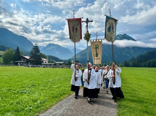 Diözesan-Mesnerwallfahrt 15072026-Prozessionsweg-2
