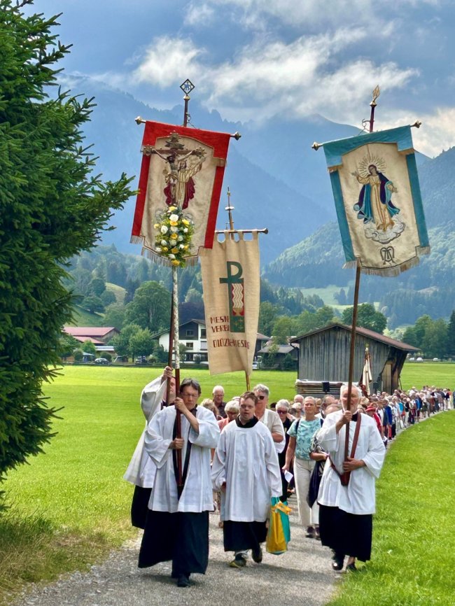 Diözesan-Mesnerwallfahrt 15072026-Prozessionsweg-9