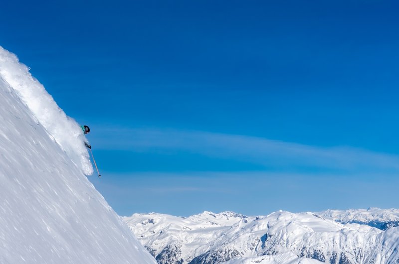 Phantom Heli-Skiing