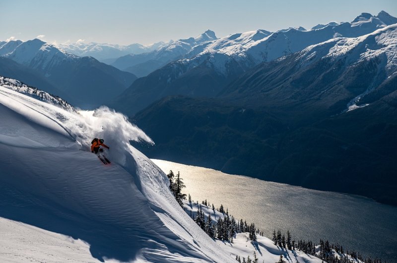 Bella Coola Heli-Skiing