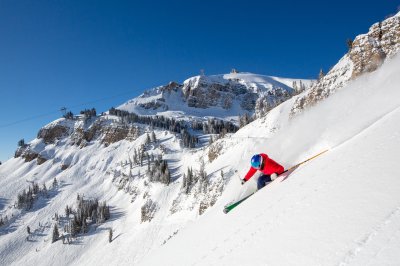 Skiing-13