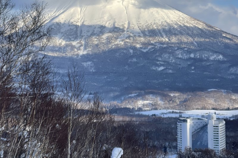 Hilton Niseko mit Mt. Yotei