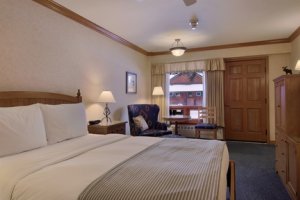 Jasper Park Lodge Fairmont Room