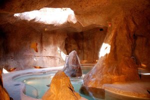 Banff Fox Suites Pool