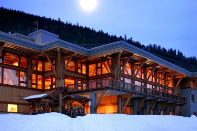 Monashee Exterior, Tammy Hanratty