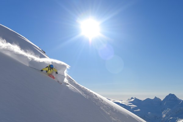 CMH Heli-Skiing