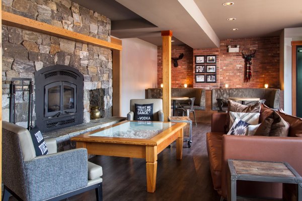 Kootenay Lodge