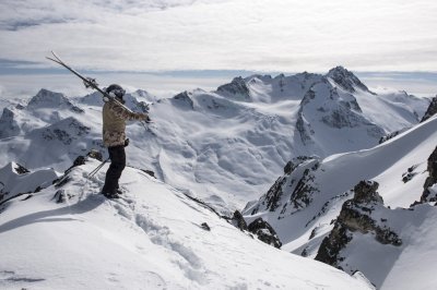 Panorama Tyax Heli-Skiing