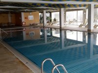 Schwimmbad und Sauna im Haus