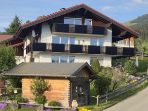 unser Haus von der Südseite
