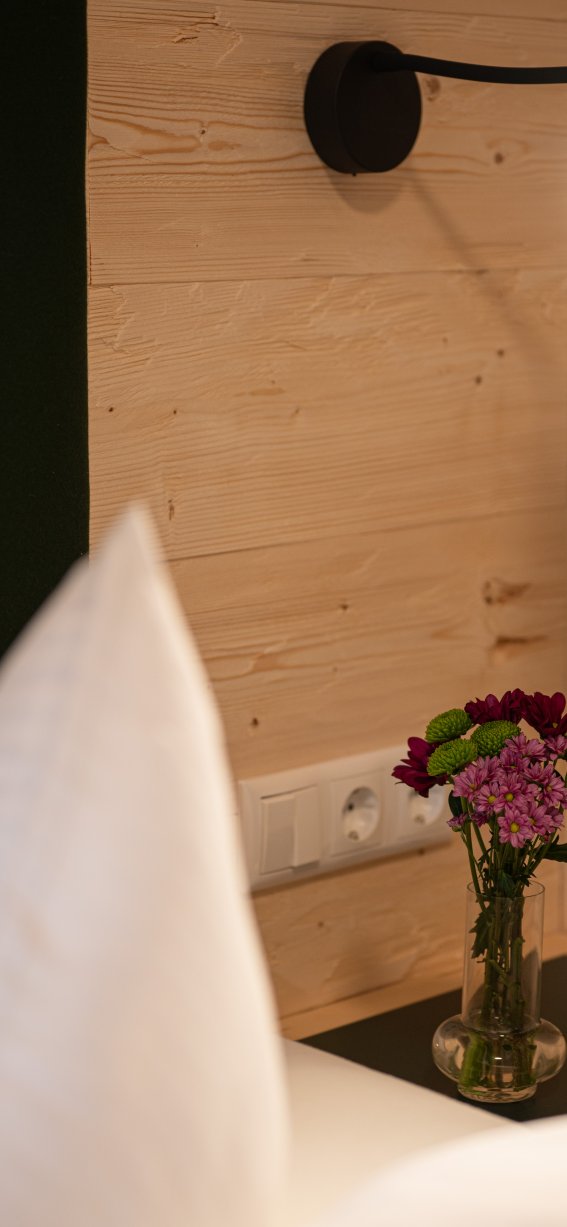 Detail Bett Marile