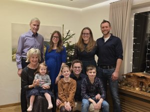 Familienbild Weihnachten 2025