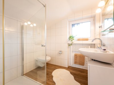 Fischers Ferienwohnung - Bad