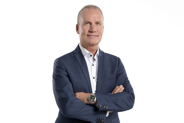 Wolfgang 1600x941 Px