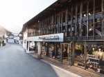 Schoeffel-Lowa-Store-Oberstdorf-Eingang