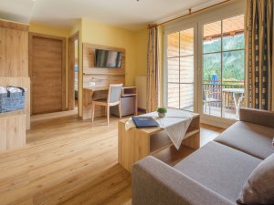 Doppelzimmer Superior Wohnraum mit Balkon