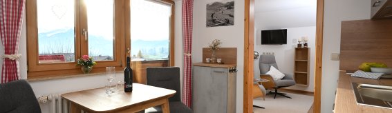 Beim Seffar Koch- und Essbereich