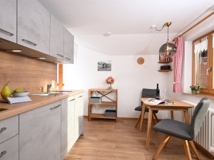 Beim Seffar Koch- und Essbereich