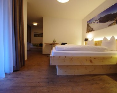Großzügige Zimmer in Partenen