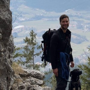 Guide Hannes mit Hund