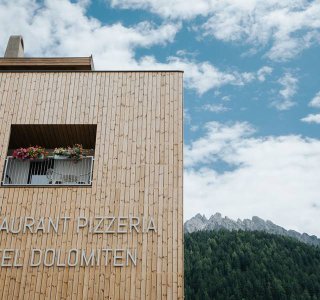 Unser modernes Hotel in Toblach