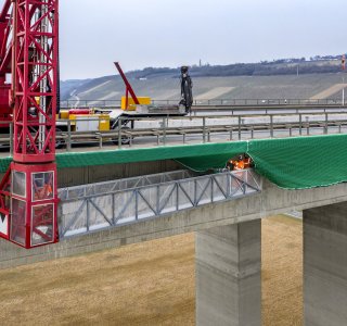 HQ EXPORT, [PRINT-MEDIEN] Z├£LZ SICHERHEITSNETZE, AUTOBAHNSANIERUNG, DROHNEN-LUFTBILDER360, 012