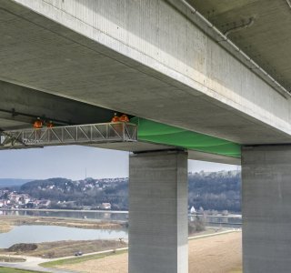 HQ EXPORT, [PRINT-MEDIEN] Z├£LZ SICHERHEITSNETZE, AUTOBAHNSANIERUNG, DROHNEN-LUFTBILDER360, 060