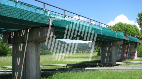 Zülz Sicherheitsnetze Montage Auffangnetze Personenauffangnetze Dachrandsicherung Randsicherung Seitenschutz Vogelschutz Sanier