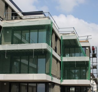 Zülz Sicherheitsnetze Montage Auffangnetze Personenauffangnetze Dachrandsicherung Randsicherung Seitenschutz Vogelschutz Sanieru