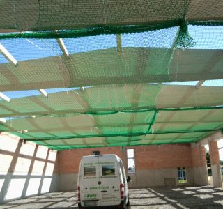 Zülz Sicherheitsnetze Montage Auffangnetze Personenauffangnetze Dachrandsicherung Randsicherung Seitenschutz Vogelschutz Sanieru