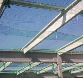 Zülz Sicherheitsnetze Montage Auffangnetze Personenauffangnetze Dachrandsicherung Randsicherung Seitenschutz Vogelschutz Sanieru