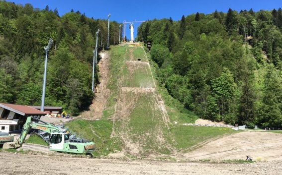 22.05.2016 - Umbau Skiflugschanze (5)