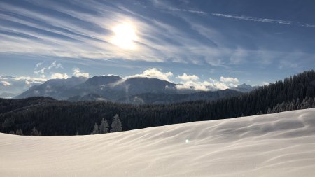 Ausblick bei der Schneeschuhwanderung auf der Alpspitze