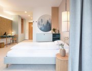 Zimmer CuraMed Privatklinik Stillachhaus