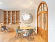 Wohnzimmer CuraMed Privatklinik Stillachhaus
